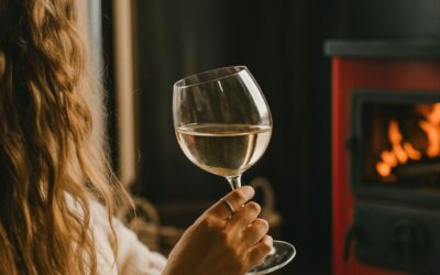Cómo preparar una noche de vino para uno (y disfrutarlo al máximo)