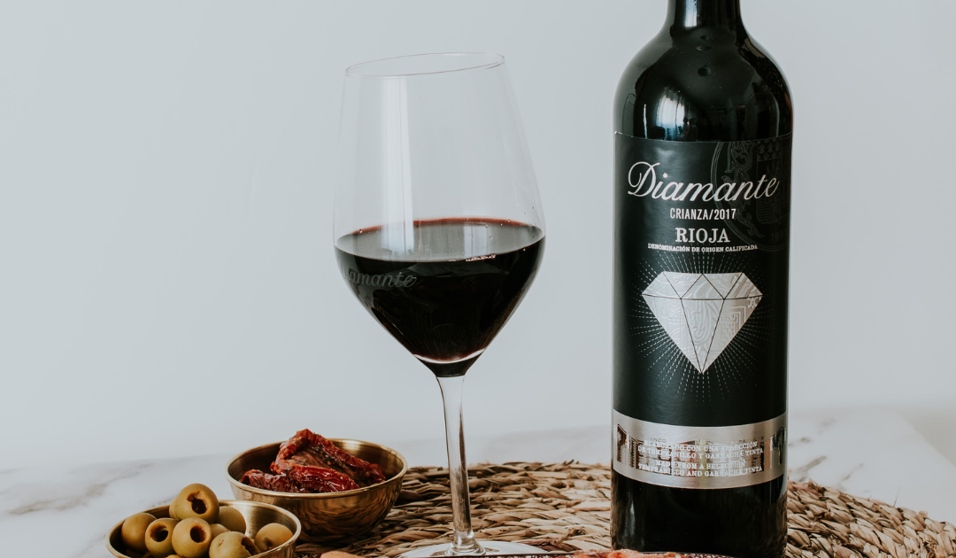 El ritual del vino tinto seco de Diamante: cómo cambia la experiencia cuando sabes elegirlo